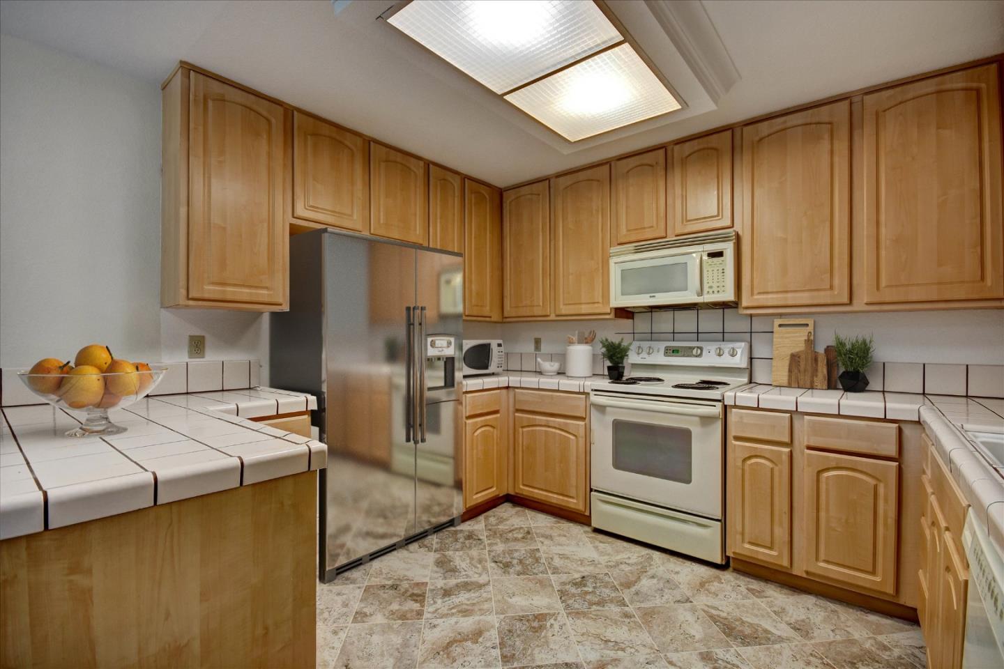 Photo #4: ML82043345 Listing: Photo #4