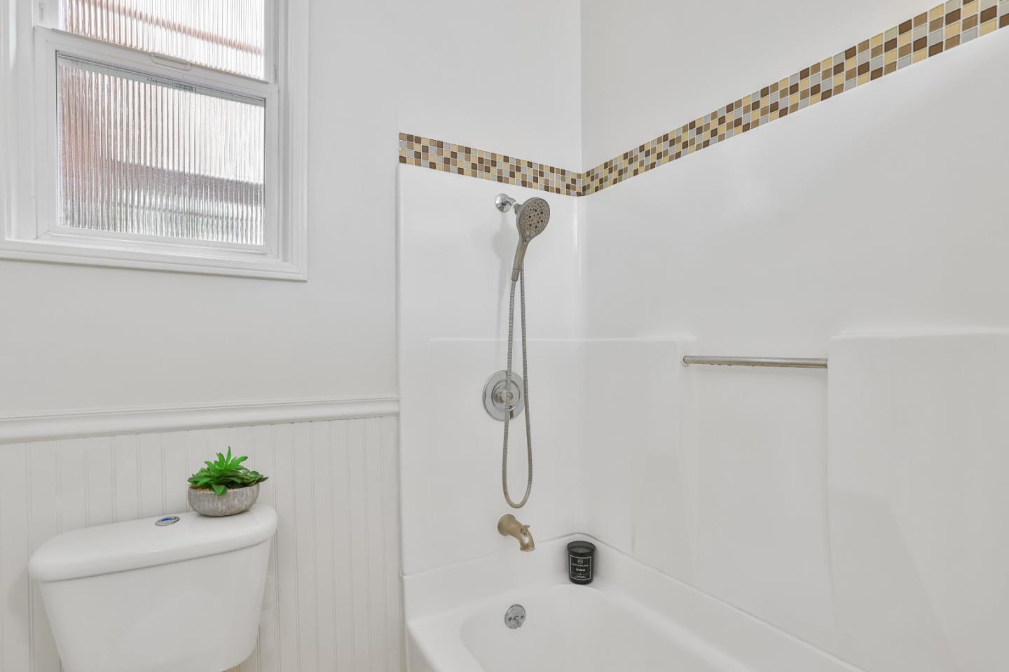 Detail Gallery Image 16 of 37 For 20 Clayton, San Jose,  CA 95110 - 2 Beds | 2 Baths