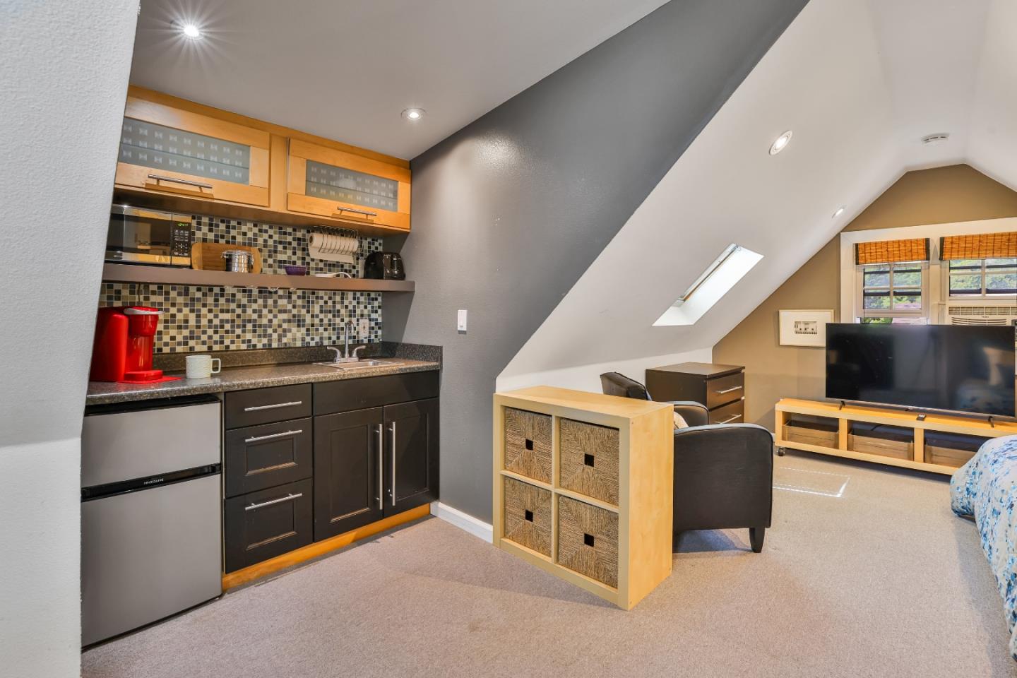 Detail Gallery Image 24 of 37 For 20 Clayton, San Jose,  CA 95110 - 2 Beds | 2 Baths