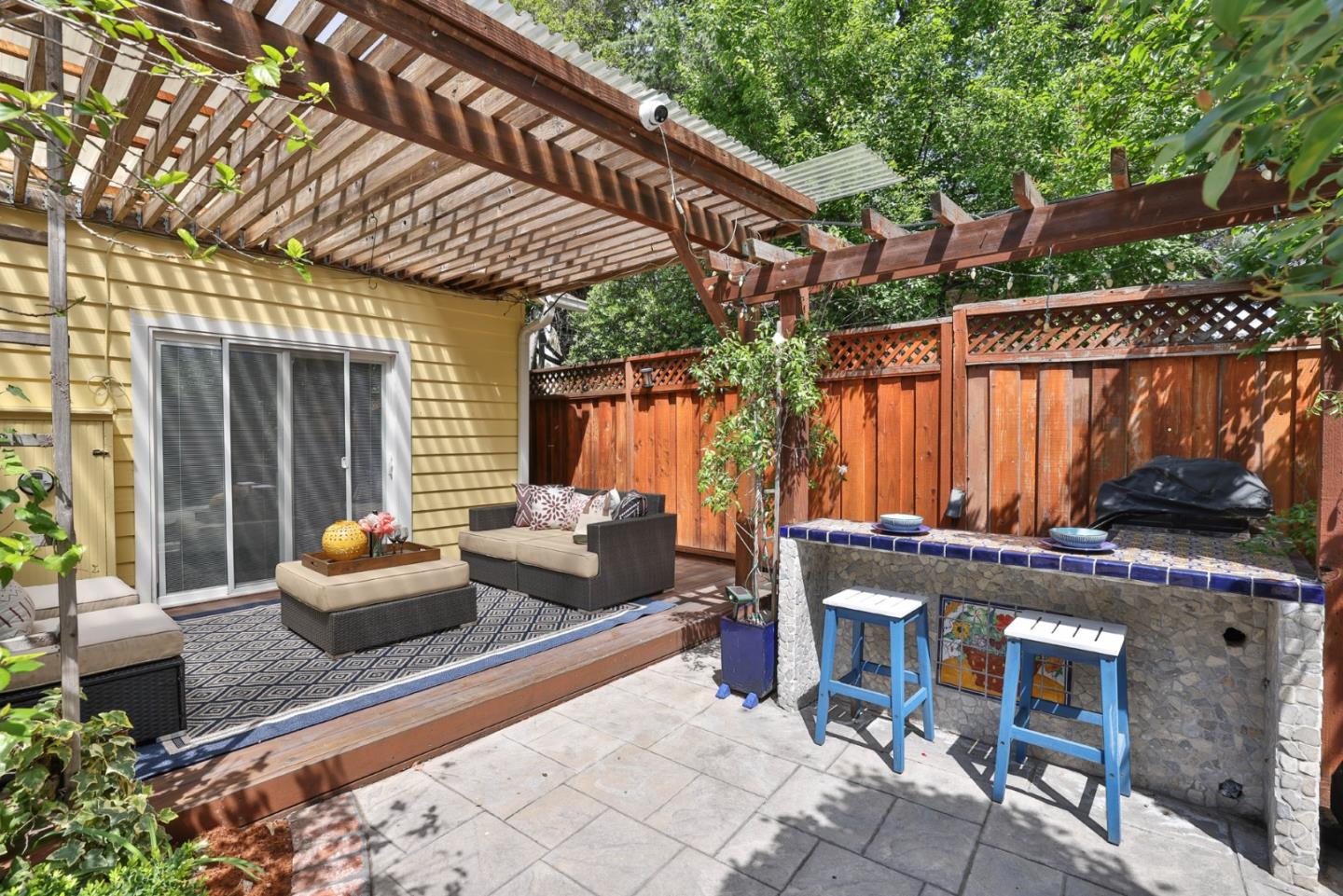 Detail Gallery Image 33 of 37 For 20 Clayton, San Jose,  CA 95110 - 2 Beds | 2 Baths