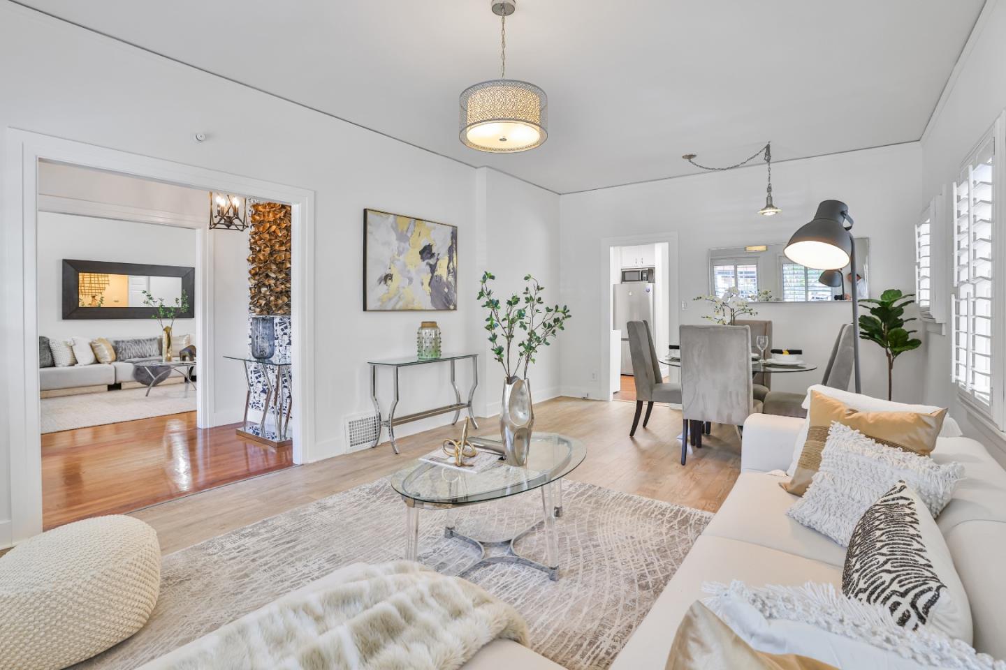 Detail Gallery Image 7 of 37 For 20 Clayton, San Jose,  CA 95110 - 2 Beds | 2 Baths