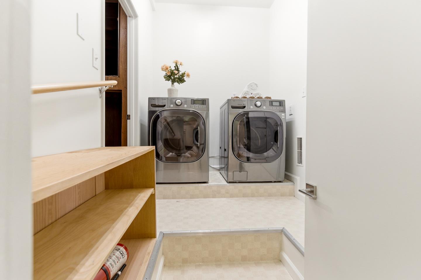 601 Corbett Ave, San Francisco, CA 94114 photo 28