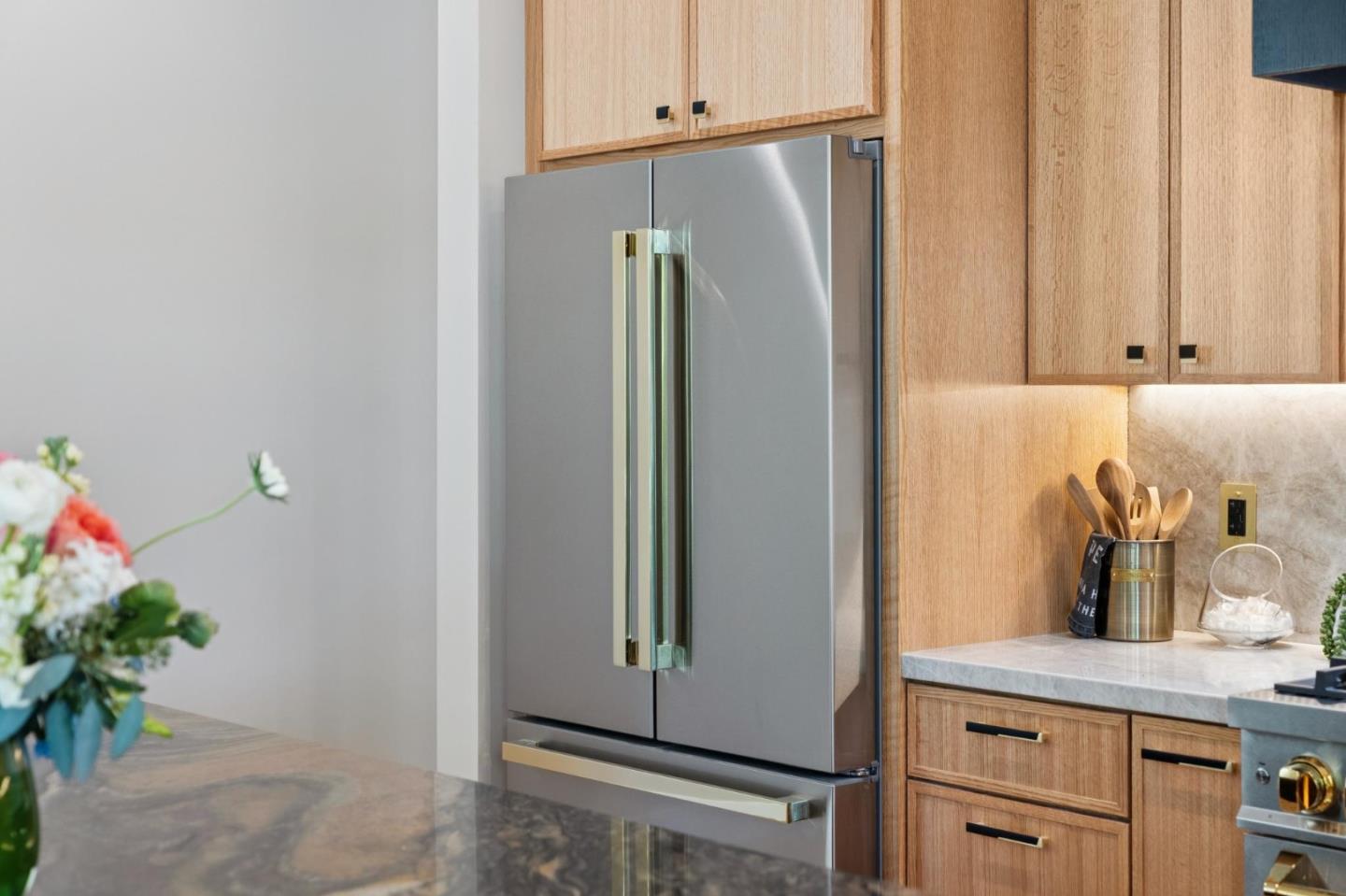 Detail Gallery Image 18 of 70 For 215 Lauella Ct, Mountain View,  CA 94041 - 3 Beds | 2/1 Baths