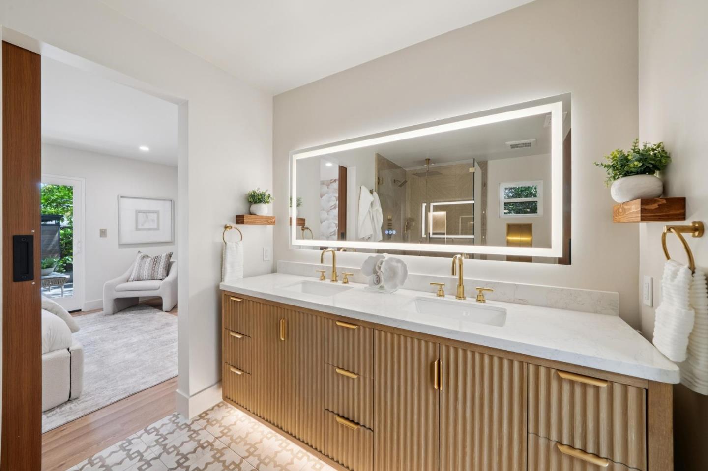 Detail Gallery Image 38 of 70 For 215 Lauella Ct, Mountain View,  CA 94041 - 3 Beds | 2/1 Baths