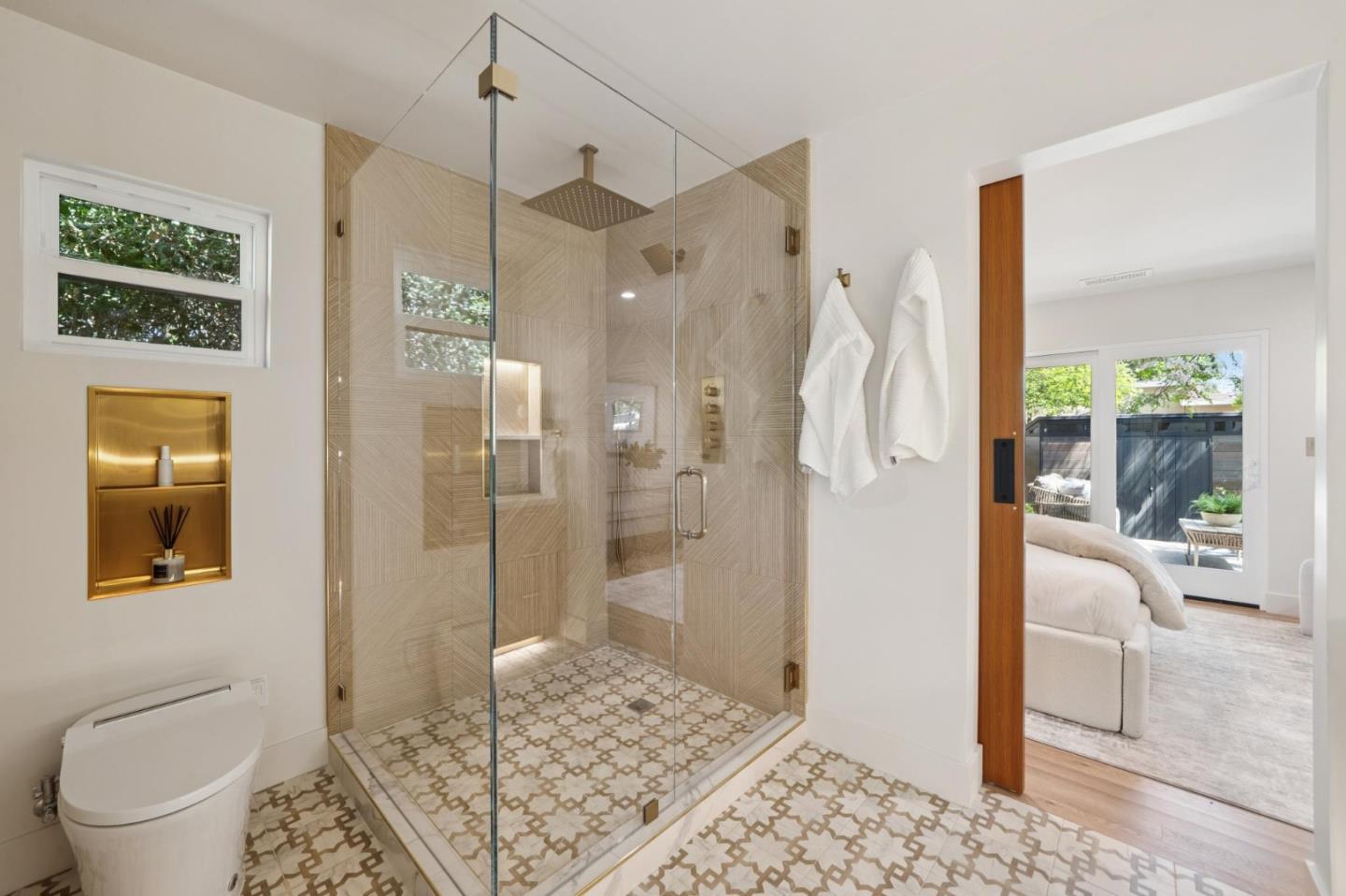 Detail Gallery Image 41 of 70 For 215 Lauella Ct, Mountain View,  CA 94041 - 3 Beds | 2/1 Baths