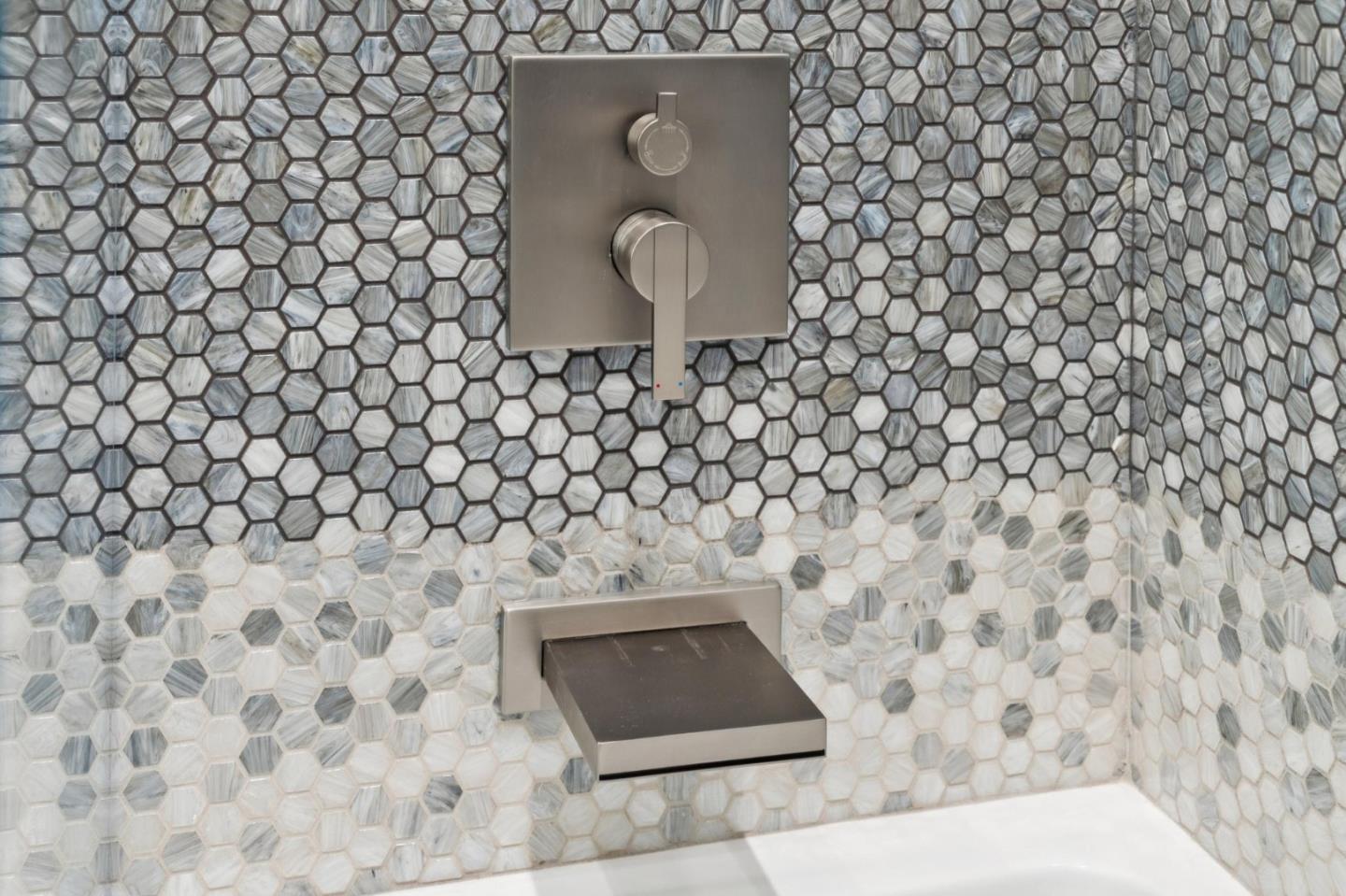 Detail Gallery Image 53 of 70 For 215 Lauella Ct, Mountain View,  CA 94041 - 3 Beds | 2/1 Baths