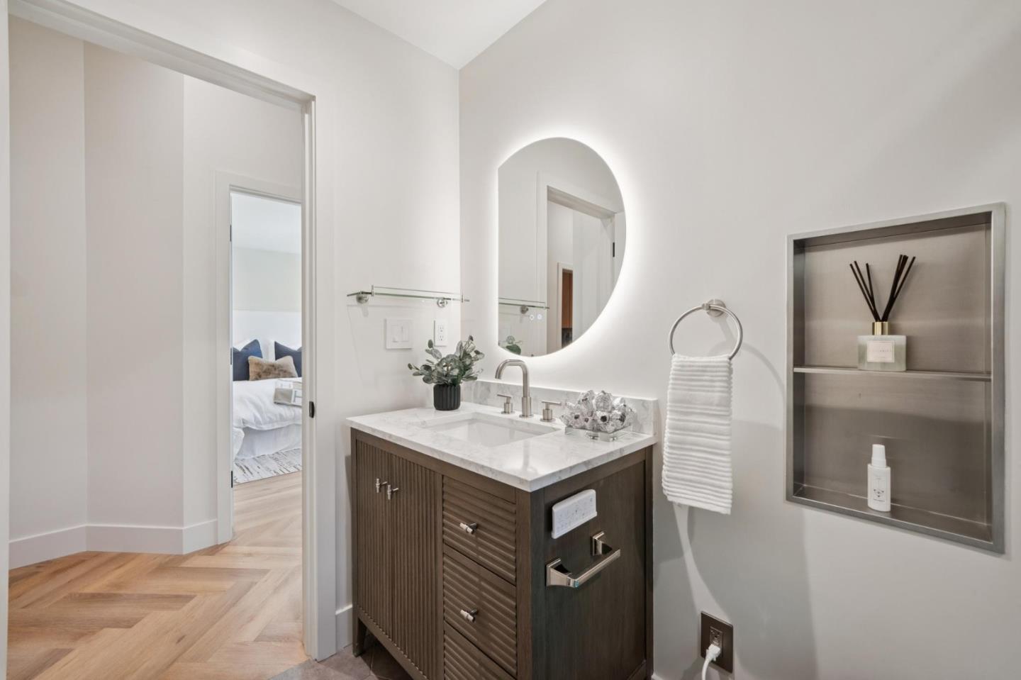 Detail Gallery Image 54 of 70 For 215 Lauella Ct, Mountain View,  CA 94041 - 3 Beds | 2/1 Baths