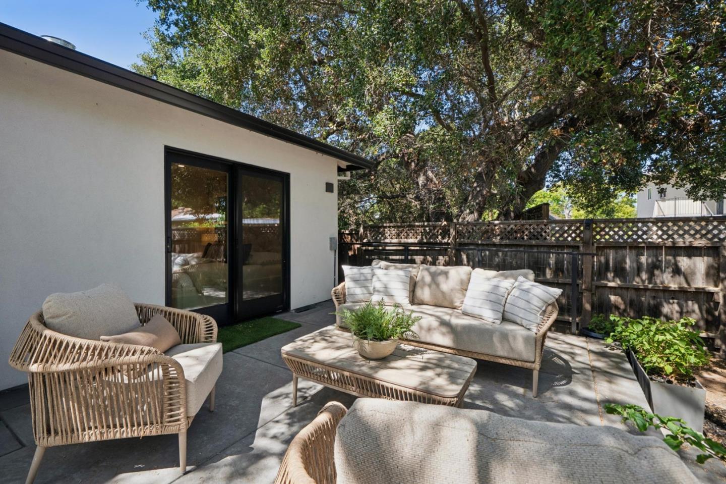 Detail Gallery Image 59 of 70 For 215 Lauella Ct, Mountain View,  CA 94041 - 3 Beds | 2/1 Baths