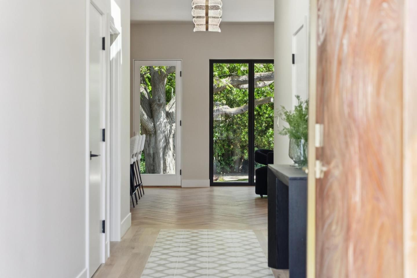 Detail Gallery Image 7 of 70 For 215 Lauella Ct, Mountain View,  CA 94041 - 3 Beds | 2/1 Baths