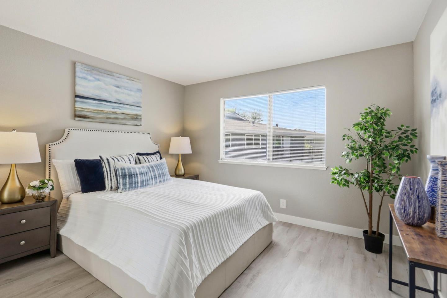 Detail Gallery Image 14 of 29 For 5467 Spinnaker Walkway #4,  San Jose,  CA 95123 - 2 Beds | 1 Baths