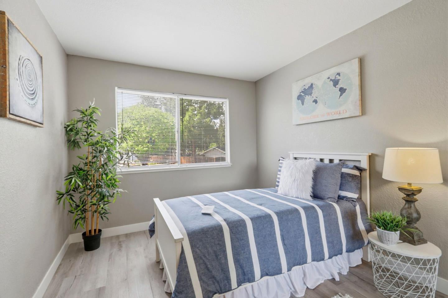 Detail Gallery Image 17 of 29 For 5467 Spinnaker Walkway #4,  San Jose,  CA 95123 - 2 Beds | 1 Baths