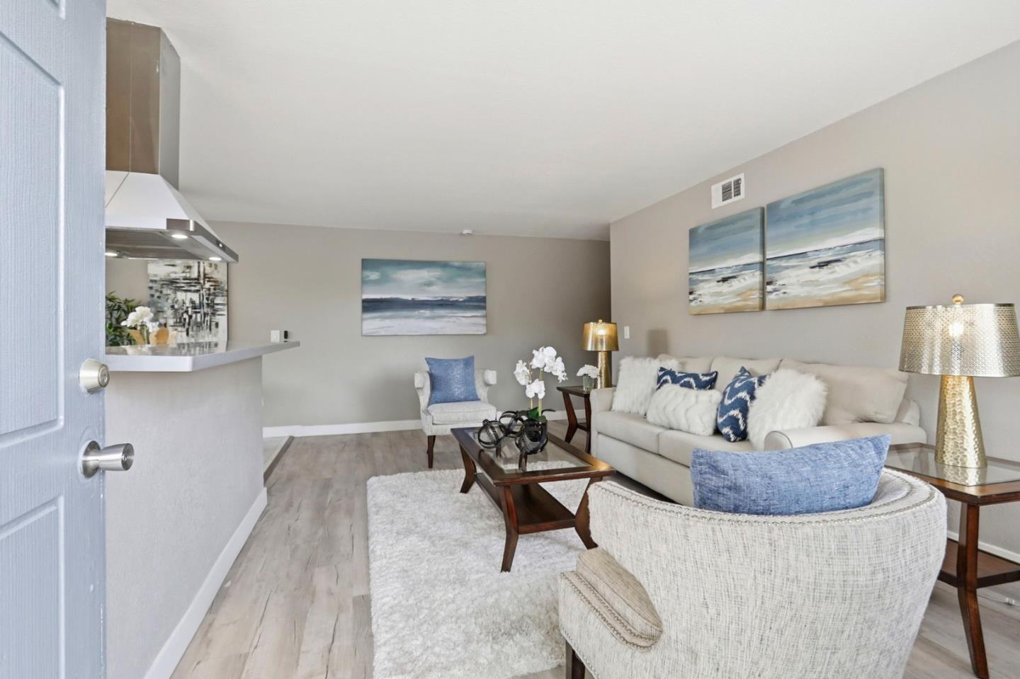 Detail Gallery Image 28 of 29 For 5467 Spinnaker Walkway #4,  San Jose,  CA 95123 - 2 Beds | 1 Baths