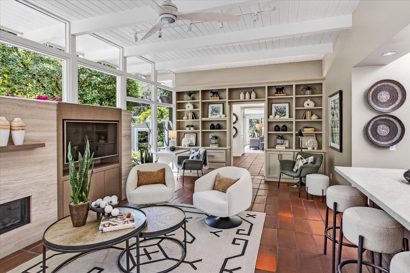 Detail Gallery Image 19 of 40 For 18570 Oak Dr, Monte Sereno,  CA 95030 - 5 Beds | 3 Baths