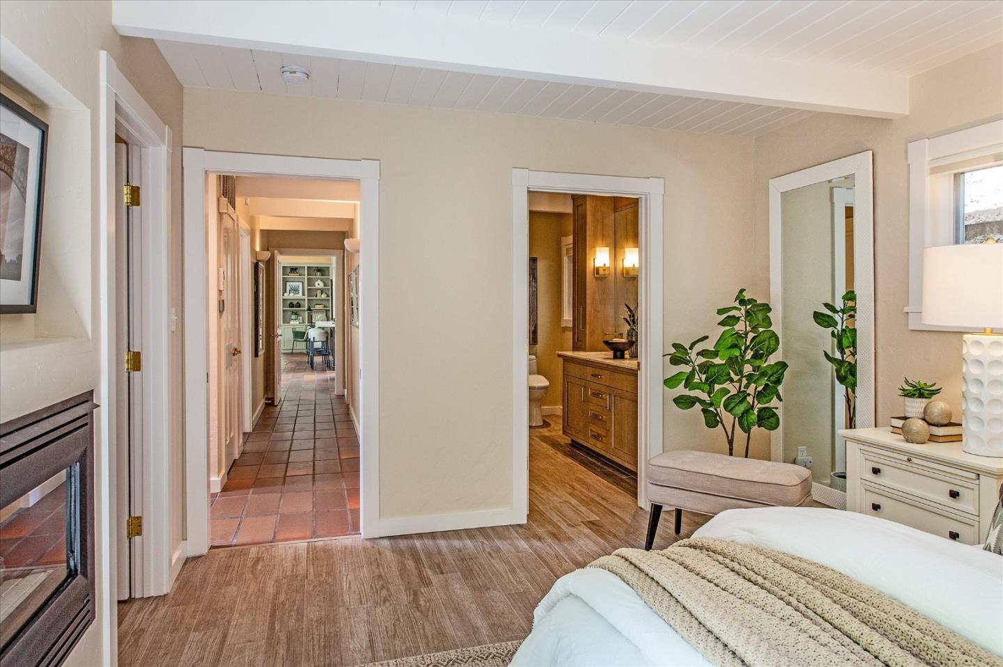 Detail Gallery Image 24 of 40 For 18570 Oak Dr, Monte Sereno,  CA 95030 - 5 Beds | 3 Baths