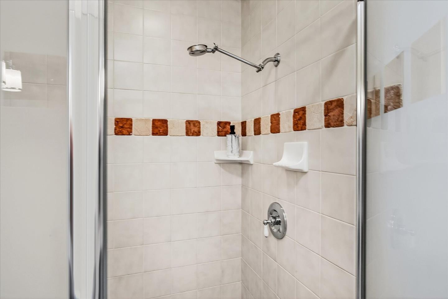 Detail Gallery Image 38 of 40 For 18570 Oak Dr, Monte Sereno,  CA 95030 - 5 Beds | 3 Baths