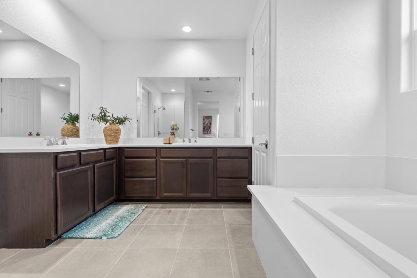 Detail Gallery Image 28 of 39 For 47520 Kinner Falls Cmn, Fremont,  CA 94539 - 3 Beds | 3/1 Baths