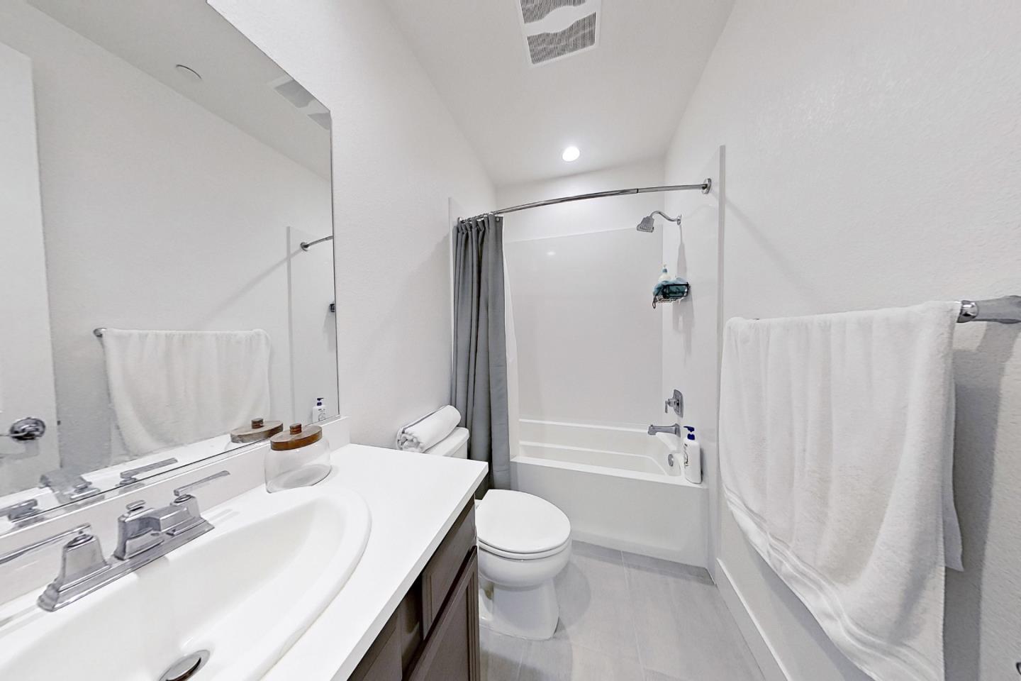 Detail Gallery Image 33 of 39 For 47520 Kinner Falls Cmn, Fremont,  CA 94539 - 3 Beds | 3/1 Baths