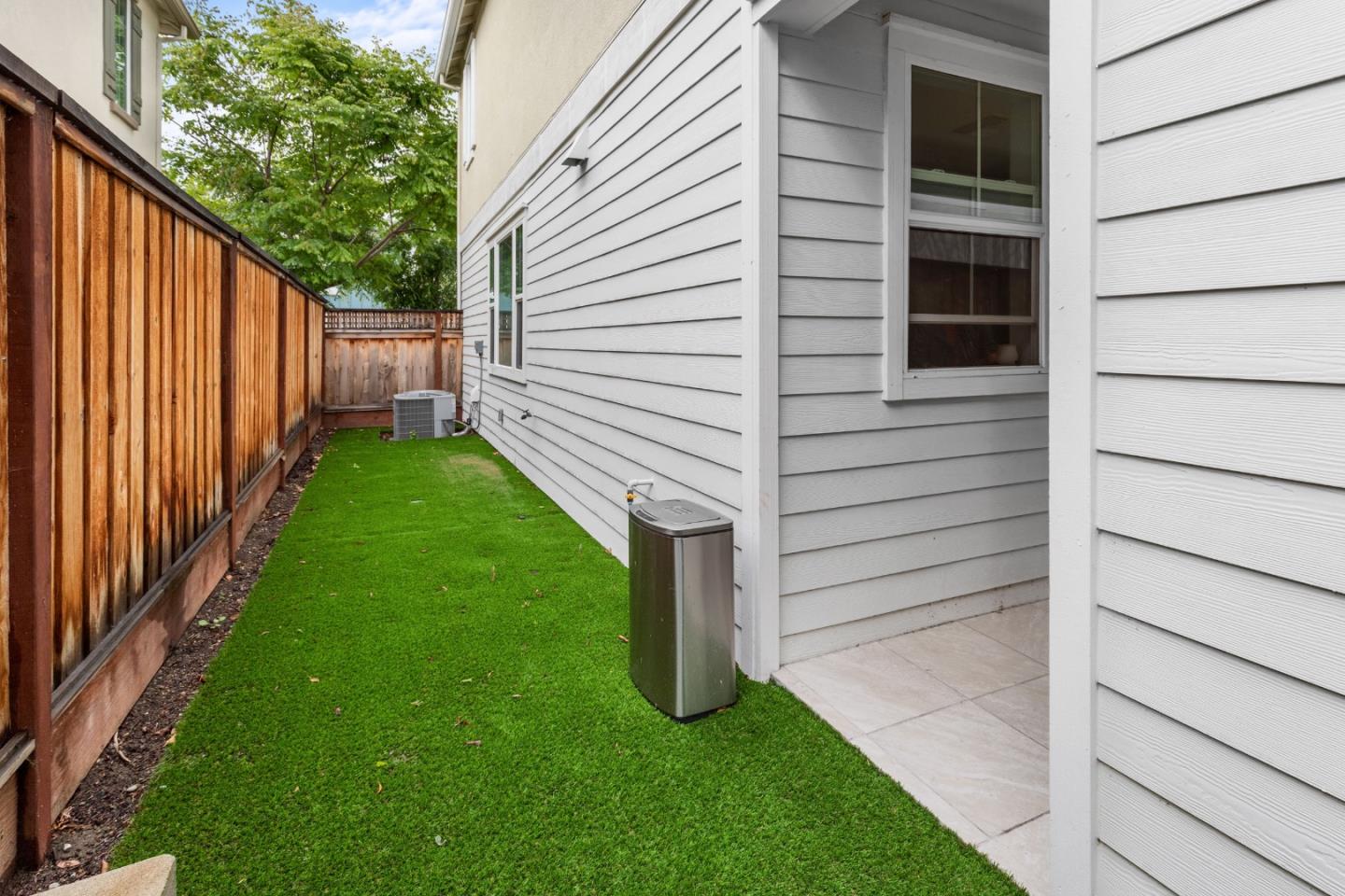 Detail Gallery Image 36 of 39 For 47520 Kinner Falls Cmn, Fremont,  CA 94539 - 3 Beds | 3/1 Baths