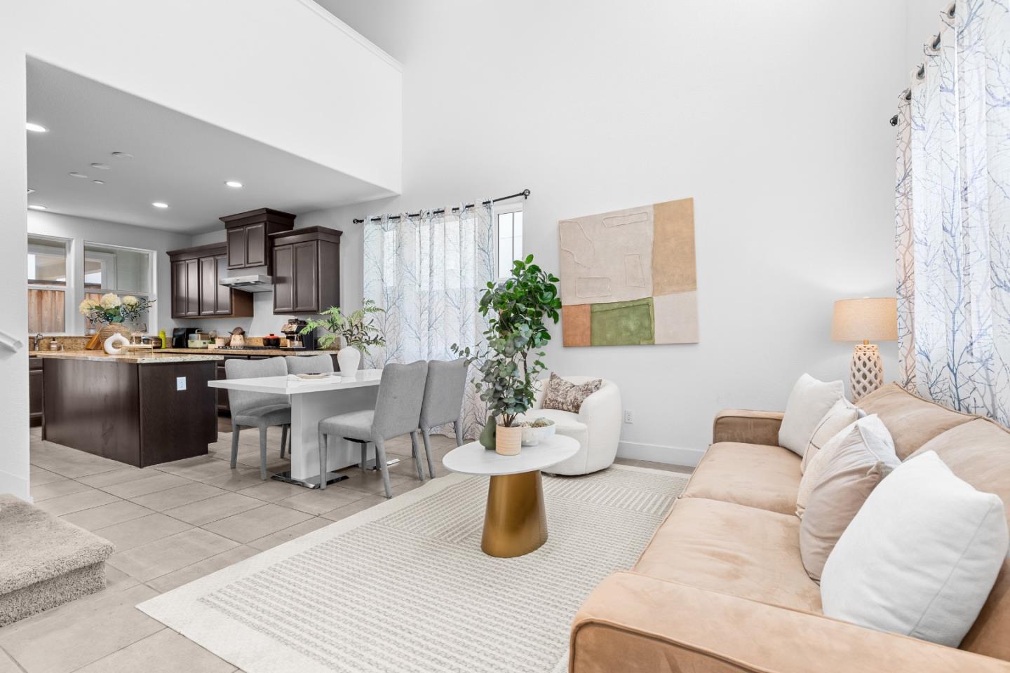 Detail Gallery Image 4 of 39 For 47520 Kinner Falls Cmn, Fremont,  CA 94539 - 3 Beds | 3/1 Baths