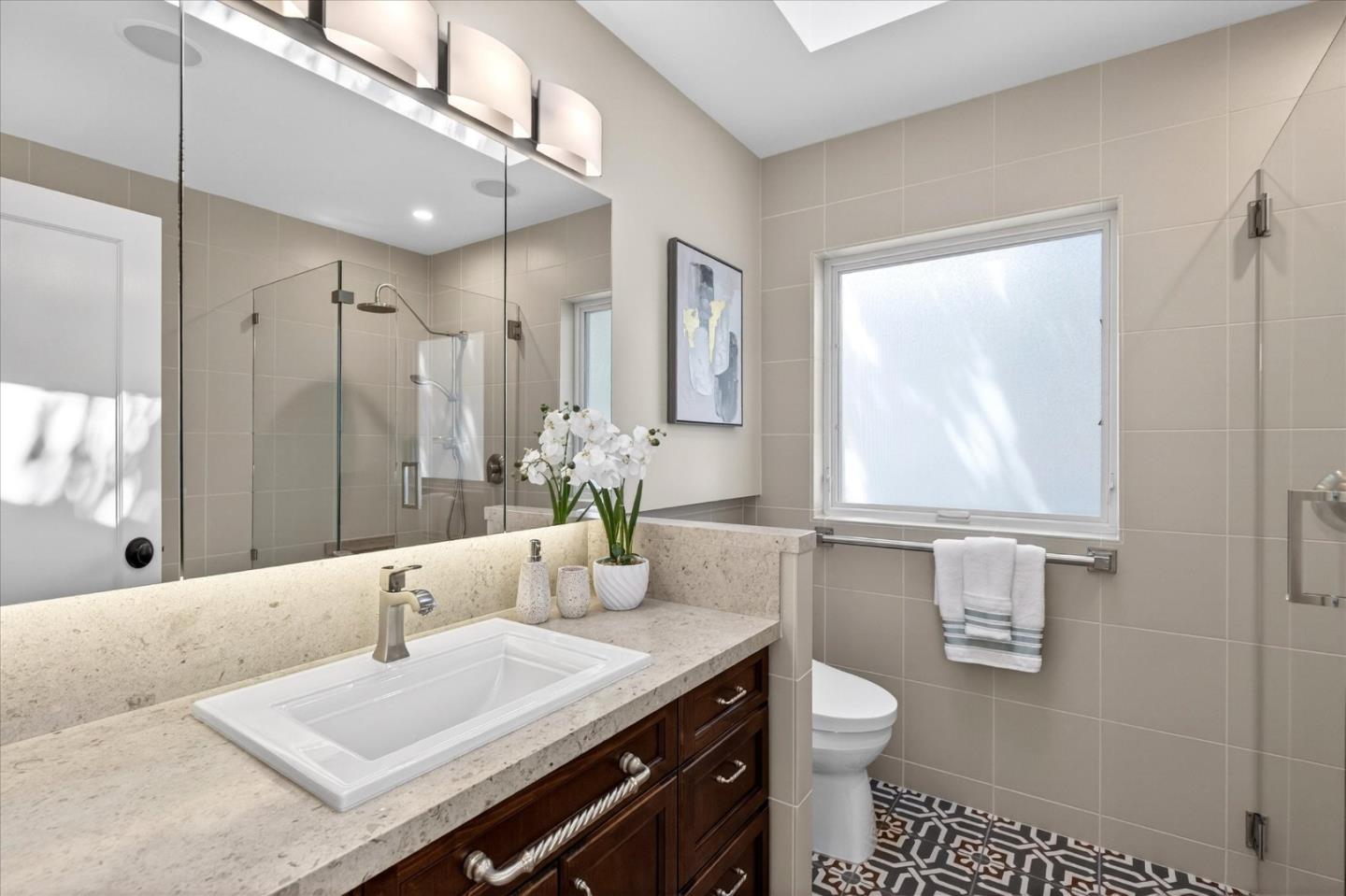 Detail Gallery Image 29 of 58 For 1315 James Ave, Redwood City,  CA 94062 - 2 Beds | 1/1 Baths
