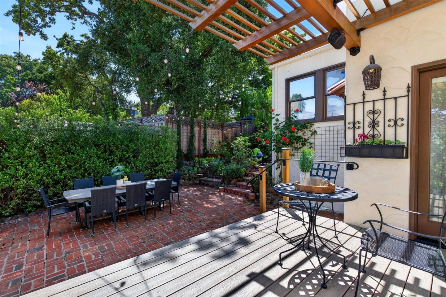 Detail Gallery Image 38 of 58 For 1315 James Ave, Redwood City,  CA 94062 - 2 Beds | 1/1 Baths