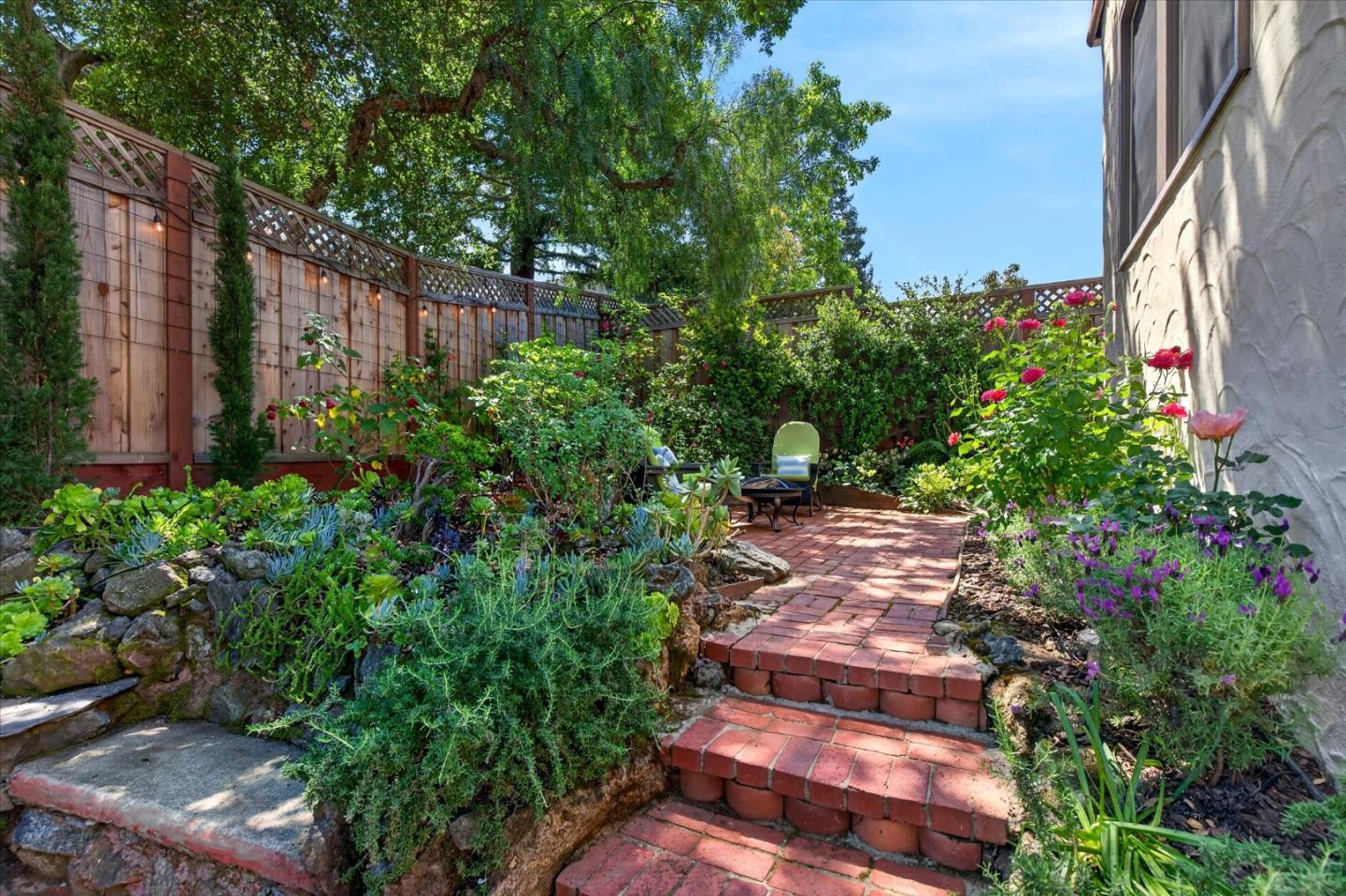 Detail Gallery Image 41 of 58 For 1315 James Ave, Redwood City,  CA 94062 - 2 Beds | 1/1 Baths