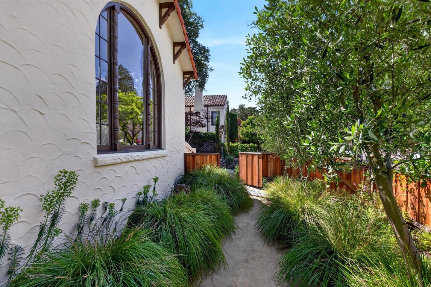 Detail Gallery Image 47 of 58 For 1315 James Ave, Redwood City,  CA 94062 - 2 Beds | 1/1 Baths