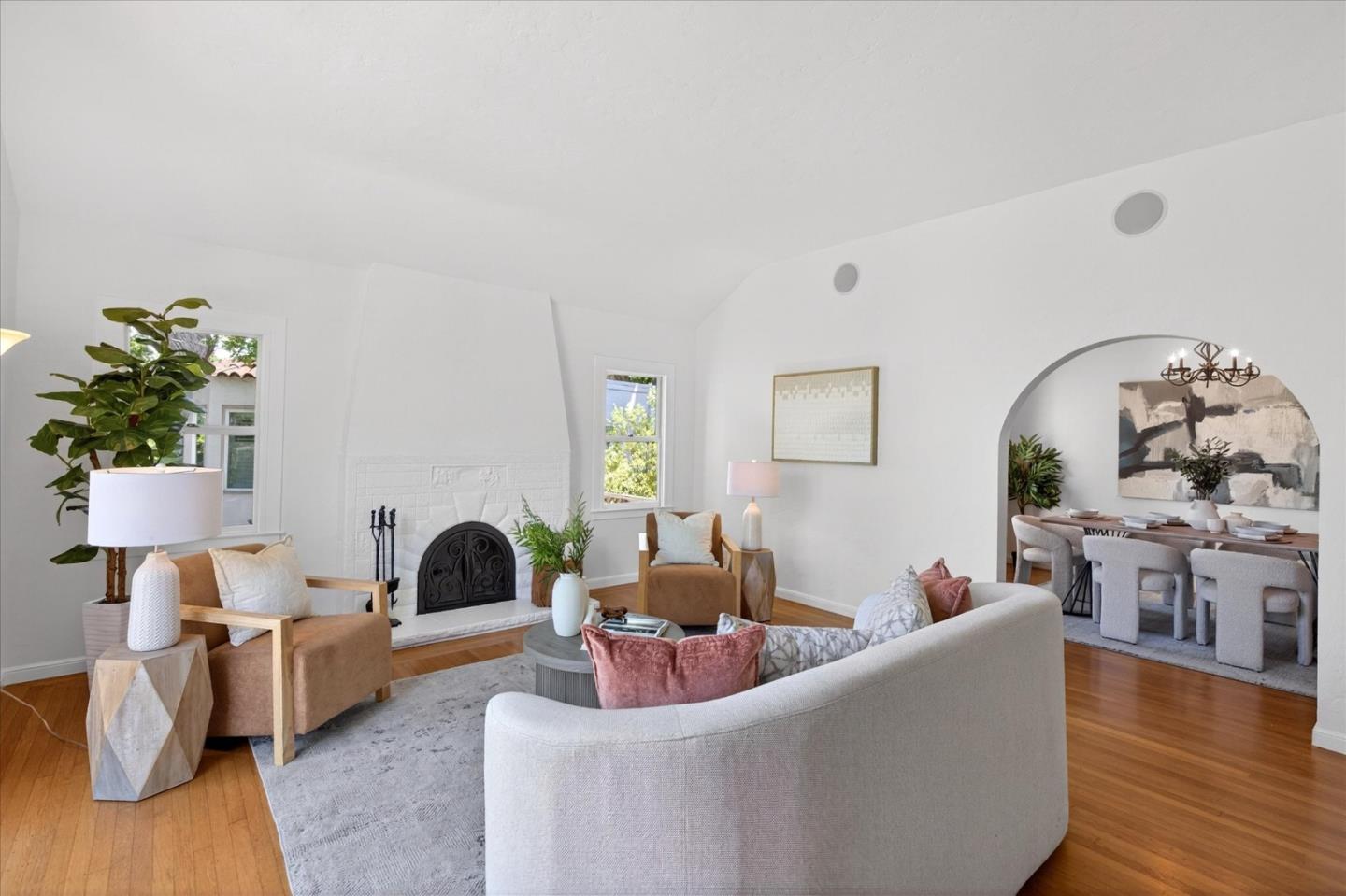 Detail Gallery Image 7 of 58 For 1315 James Ave, Redwood City,  CA 94062 - 2 Beds | 1/1 Baths