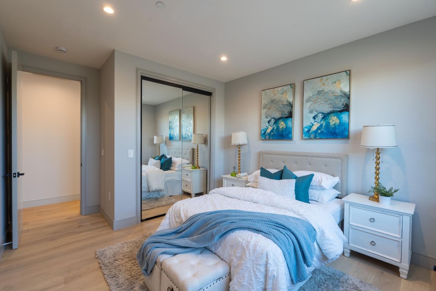 Detail Gallery Image 20 of 29 For 741 Borregas Ave, Sunnyvale,  CA 94085 - 3 Beds | 3 Baths