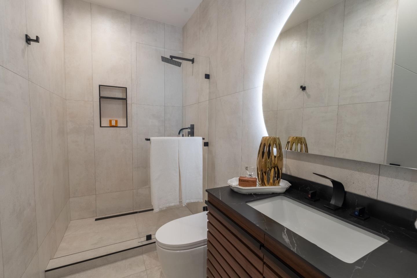 Detail Gallery Image 22 of 29 For 741 Borregas Ave, Sunnyvale,  CA 94085 - 3 Beds | 3 Baths