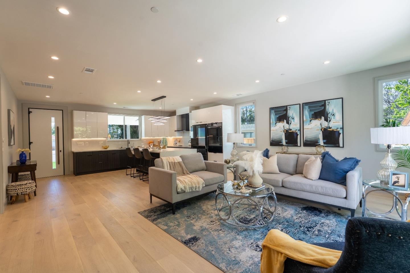 Detail Gallery Image 9 of 29 For 741 Borregas Ave, Sunnyvale,  CA 94085 - 3 Beds | 3 Baths