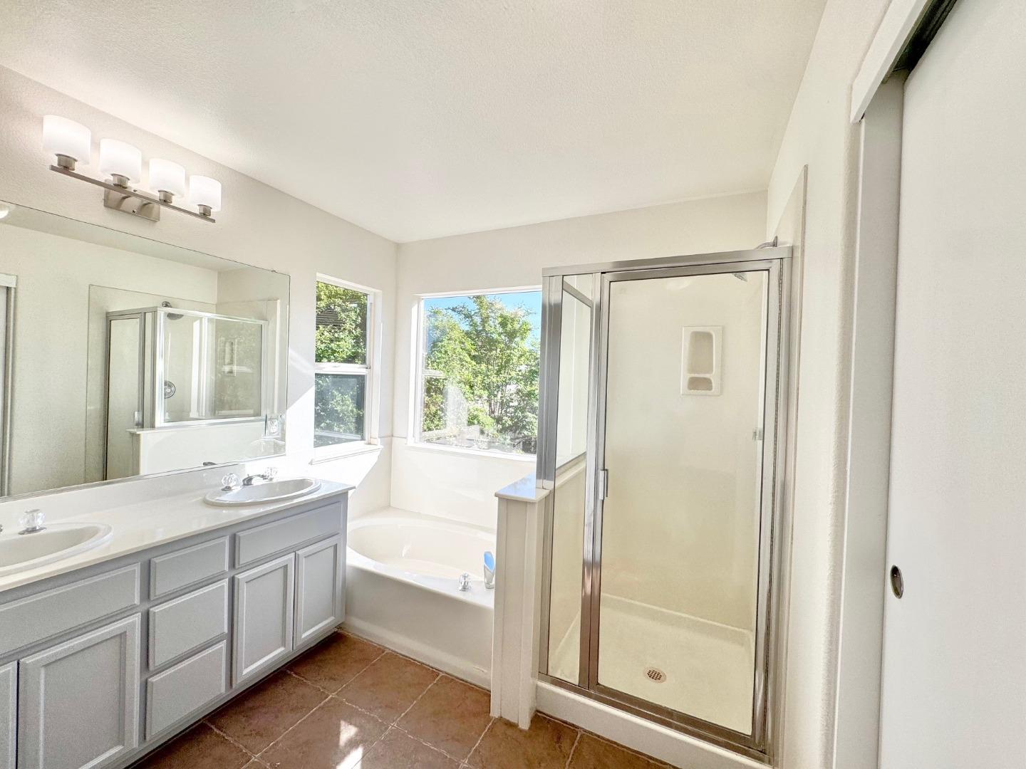 Detail Gallery Image 18 of 28 For 544 Rockingham Ct, Tracy,  CA 95376 - 3 Beds | 2/1 Baths