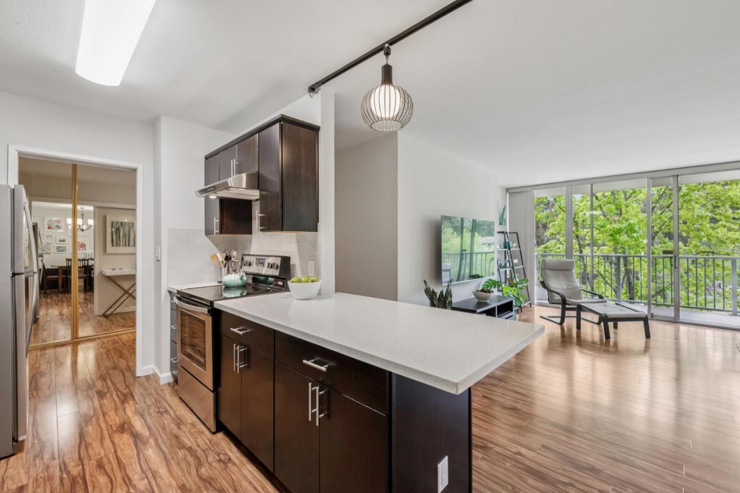 Detail Gallery Image 13 of 52 For 400 Davey Glen Rd #4623,  Belmont,  CA 94002 - 3 Beds | 2 Baths