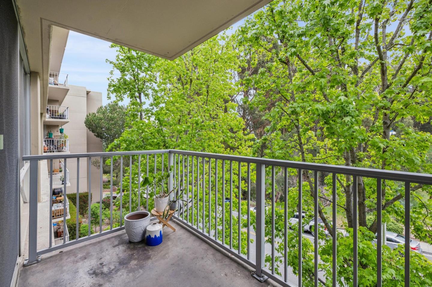 Detail Gallery Image 27 of 52 For 400 Davey Glen Rd #4623,  Belmont,  CA 94002 - 3 Beds | 2 Baths