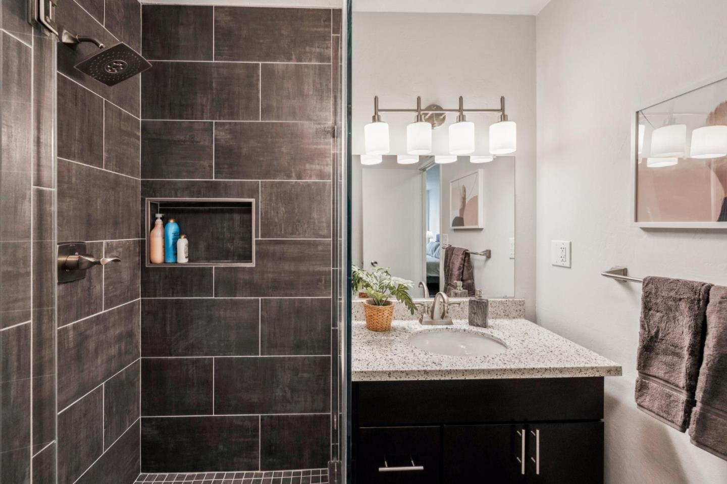 Detail Gallery Image 32 of 52 For 400 Davey Glen Rd #4623,  Belmont,  CA 94002 - 3 Beds | 2 Baths