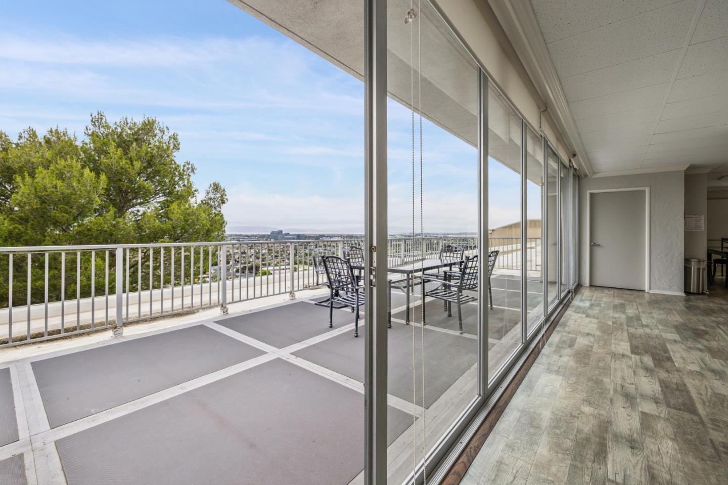 Detail Gallery Image 50 of 52 For 400 Davey Glen Rd #4623,  Belmont,  CA 94002 - 3 Beds | 2 Baths