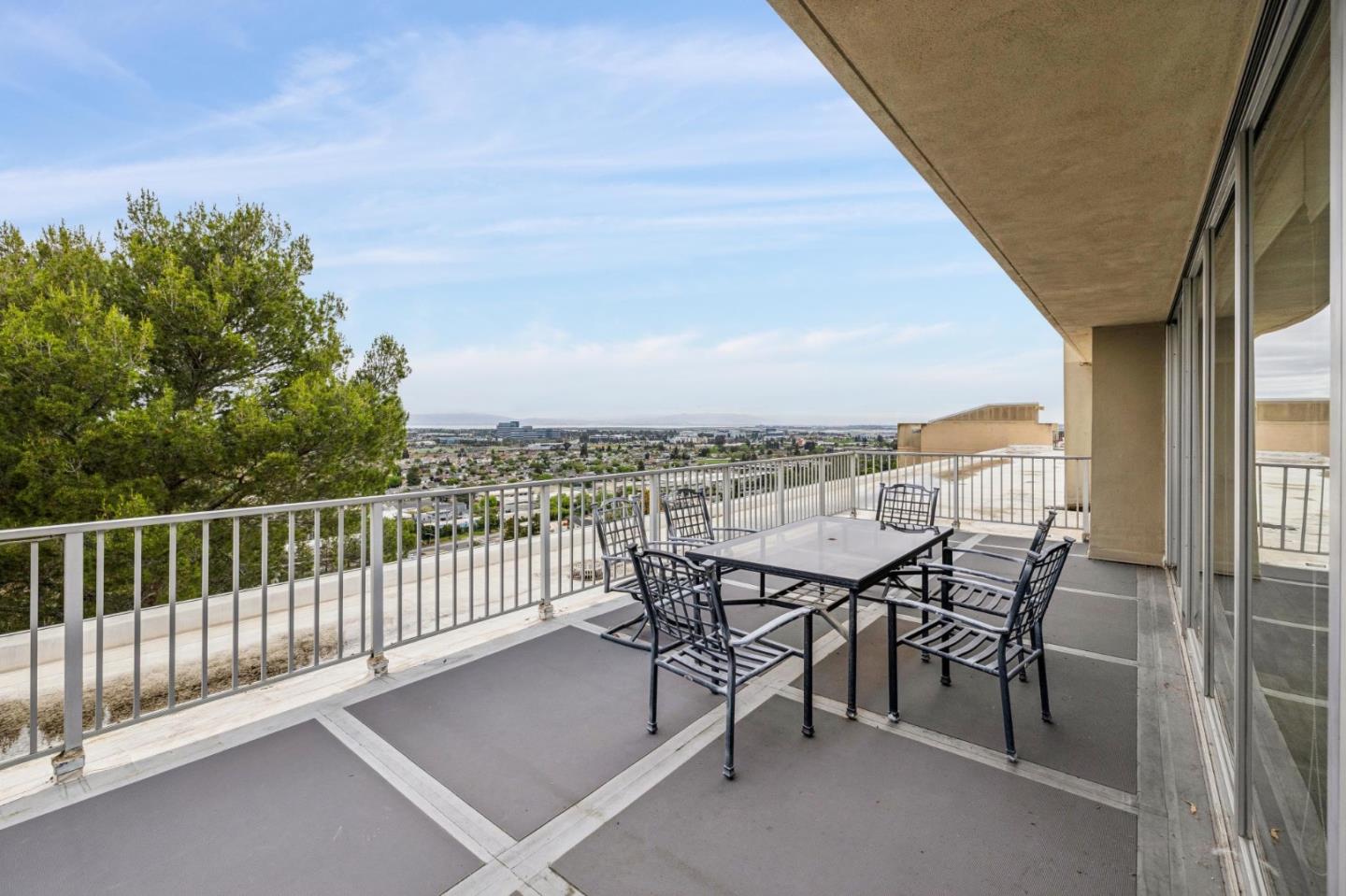 Detail Gallery Image 51 of 52 For 400 Davey Glen Rd #4623,  Belmont,  CA 94002 - 3 Beds | 2 Baths