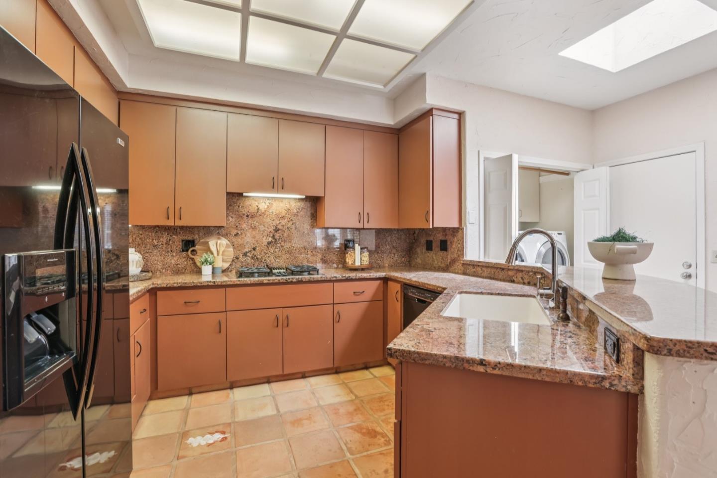 Detail Gallery Image 26 of 43 For 801 Rebecca Privada, Mountain View,  CA 94040 - 3 Beds | 2 Baths