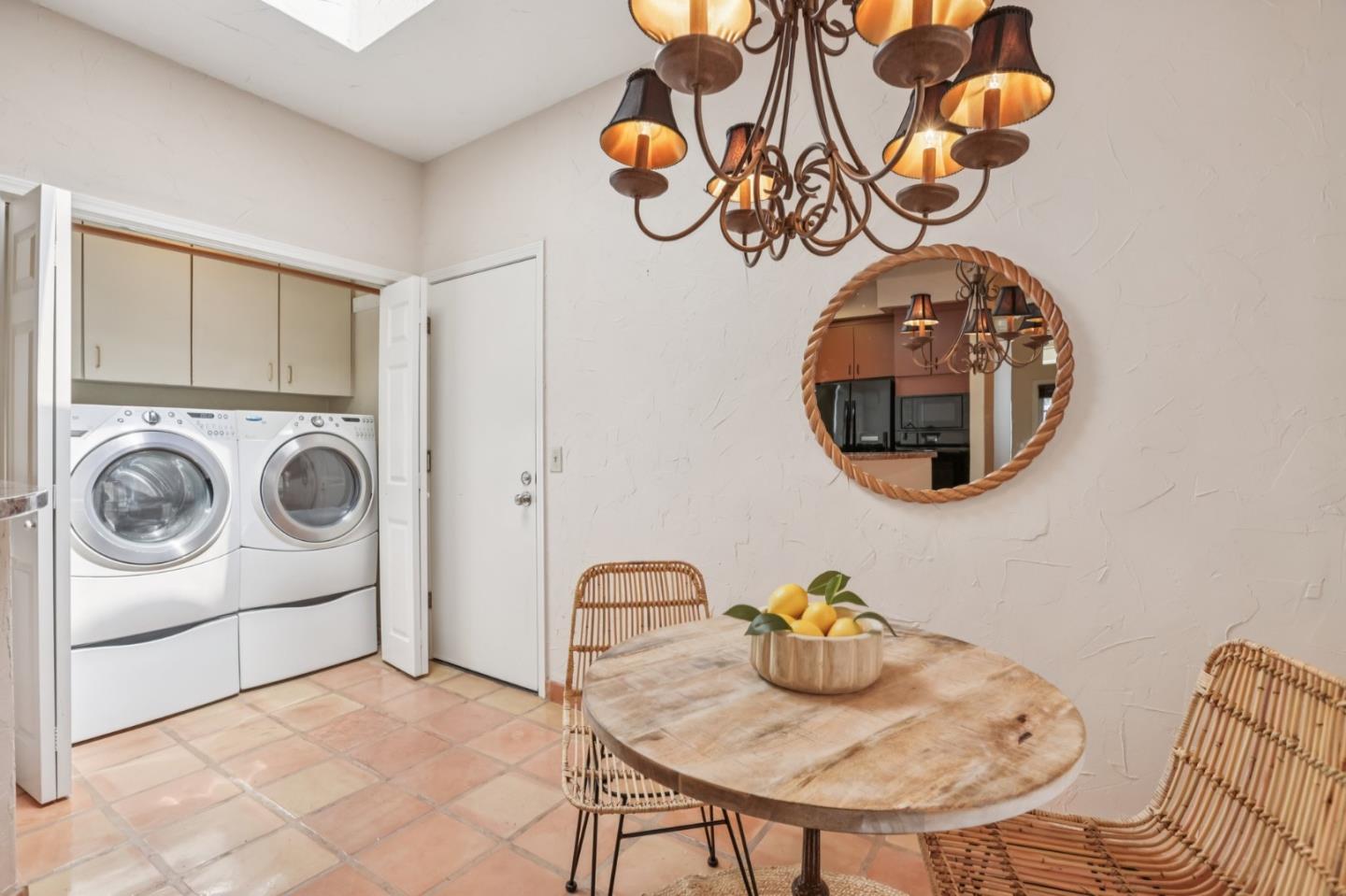 Detail Gallery Image 29 of 43 For 801 Rebecca Privada, Mountain View,  CA 94040 - 3 Beds | 2 Baths