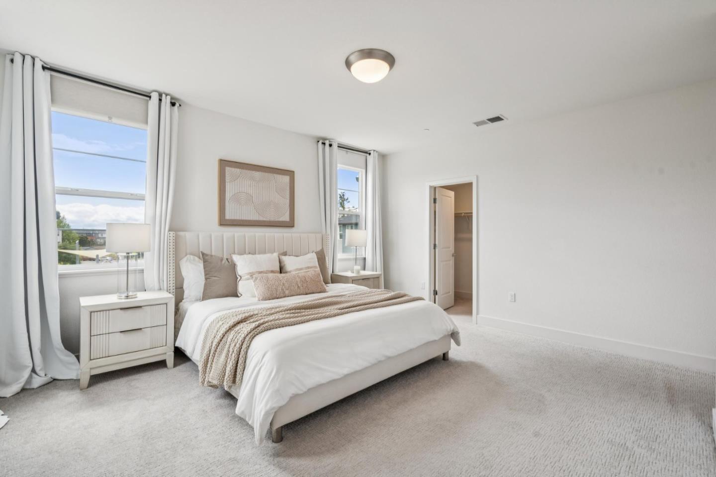 Detail Gallery Image 12 of 29 For 373 Arc Ct, Hayward,  CA 94544 - 2 Beds | 2 Baths