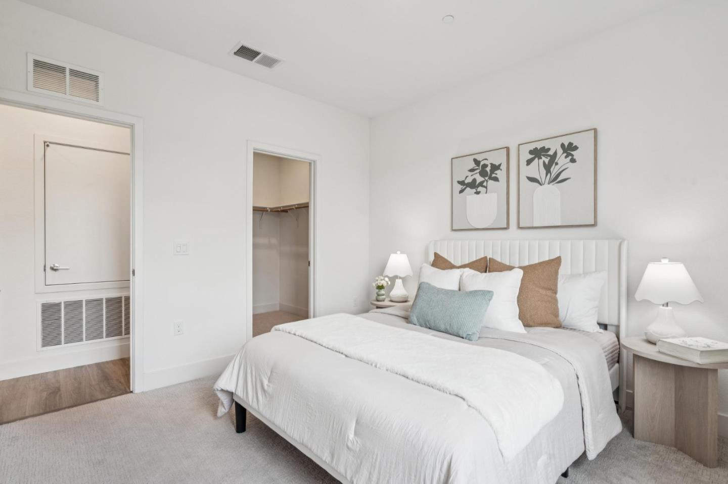 Detail Gallery Image 17 of 29 For 373 Arc Ct, Hayward,  CA 94544 - 2 Beds | 2 Baths