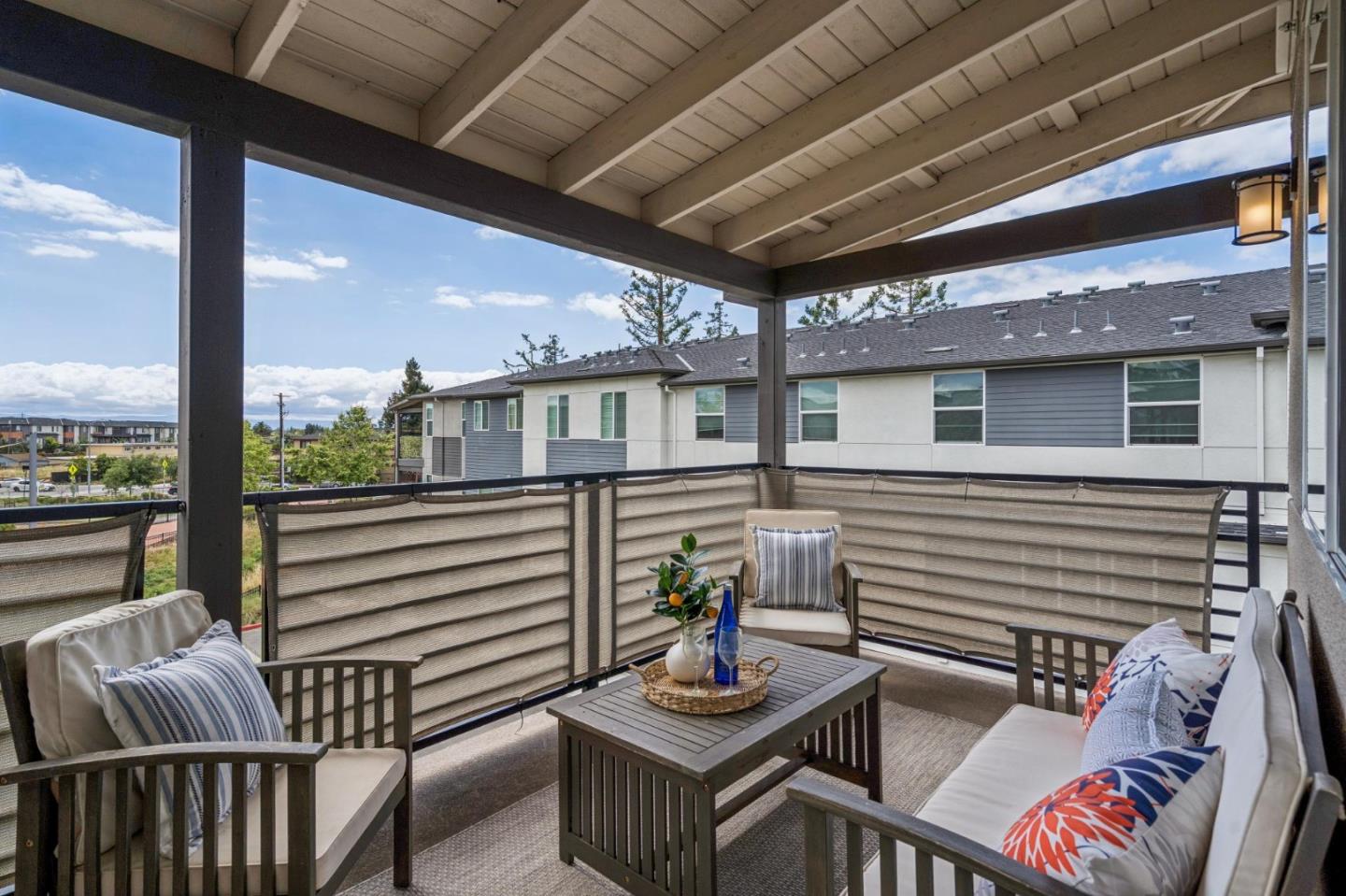 Detail Gallery Image 21 of 29 For 373 Arc Ct, Hayward,  CA 94544 - 2 Beds | 2 Baths