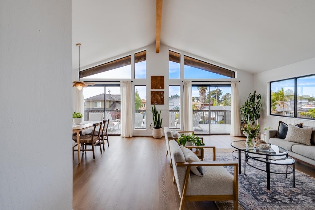 Detail Gallery Image 6 of 48 For 524 Middlefield Dr, Aptos,  CA 95003 - 3 Beds | 2 Baths