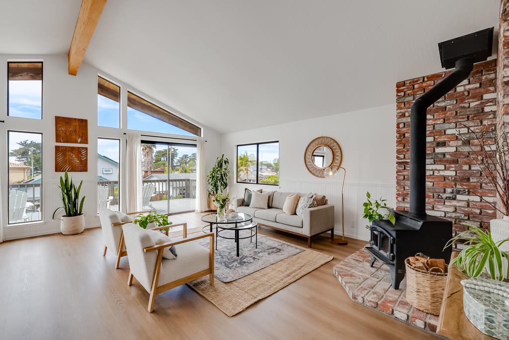 Detail Gallery Image 7 of 48 For 524 Middlefield Dr, Aptos,  CA 95003 - 3 Beds | 2 Baths