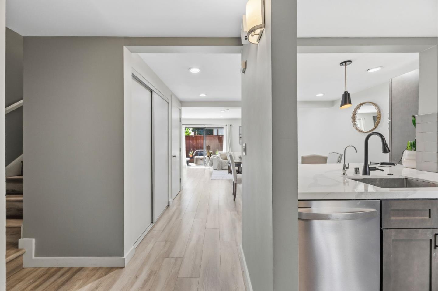 Detail Gallery Image 14 of 36 For 6136 Joaquin Murieta Ave a,  Newark,  CA 94560 - 3 Beds | 2/1 Baths