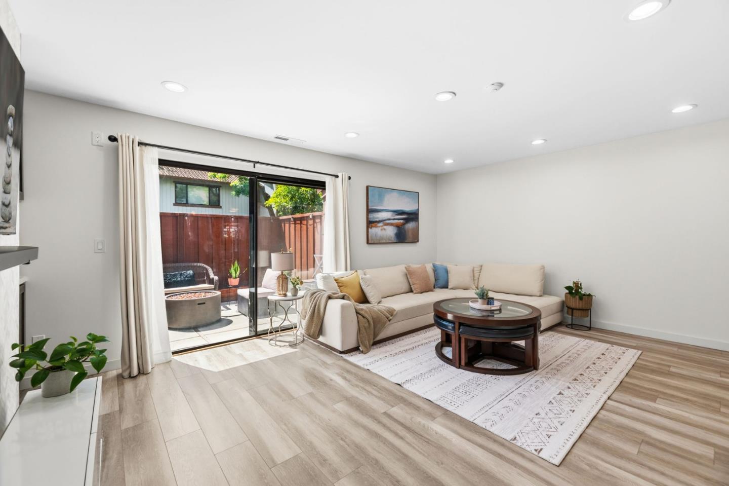 Detail Gallery Image 16 of 36 For 6136 Joaquin Murieta Ave a,  Newark,  CA 94560 - 3 Beds | 2/1 Baths