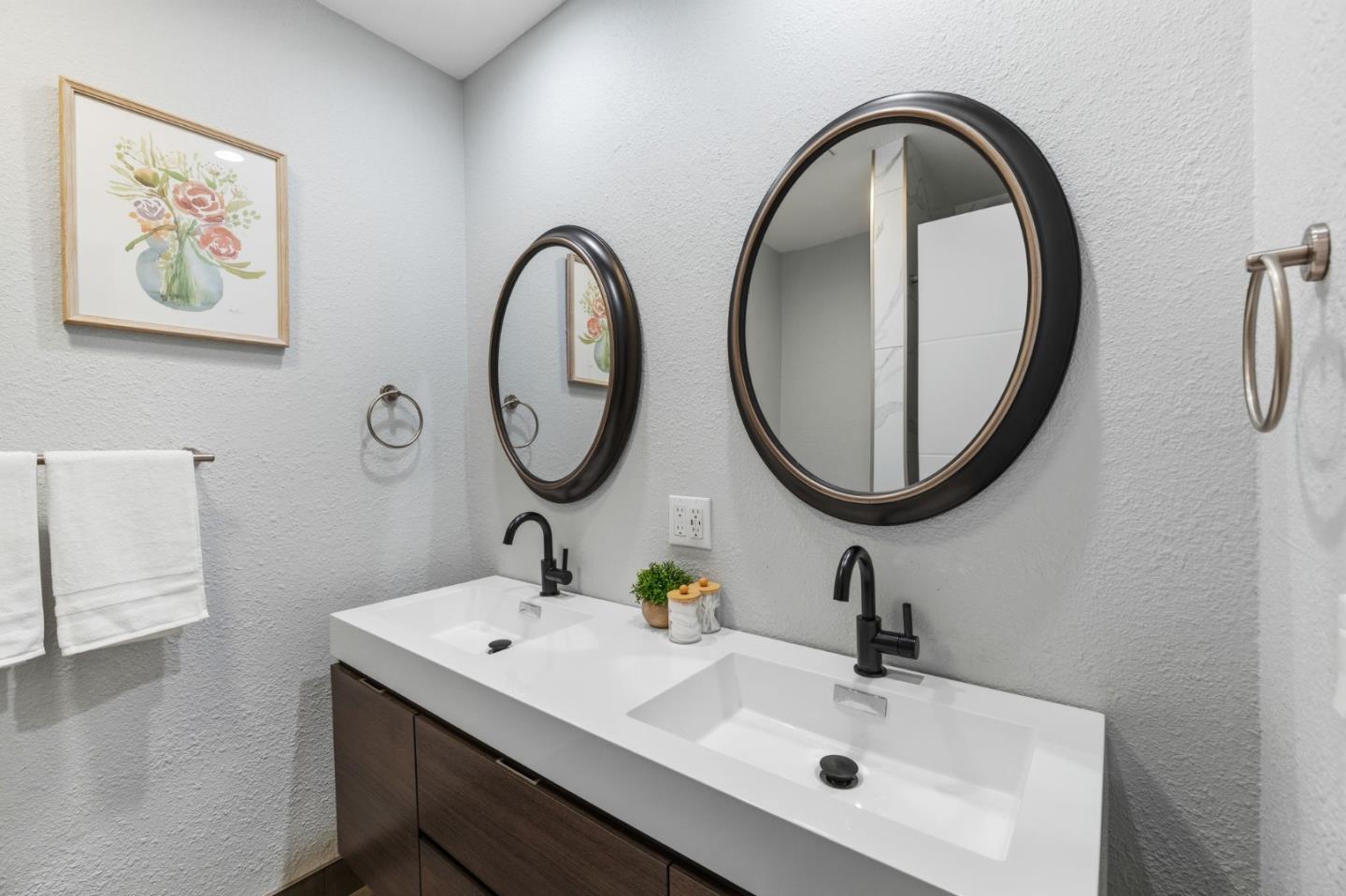 Detail Gallery Image 23 of 36 For 6136 Joaquin Murieta Ave a,  Newark,  CA 94560 - 3 Beds | 2/1 Baths