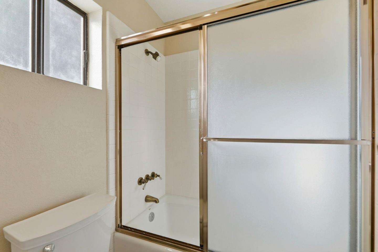 Detail Gallery Image 29 of 49 For 7502 Deveron Ct, San Jose,  CA 95135 - 2 Beds | 2/1 Baths