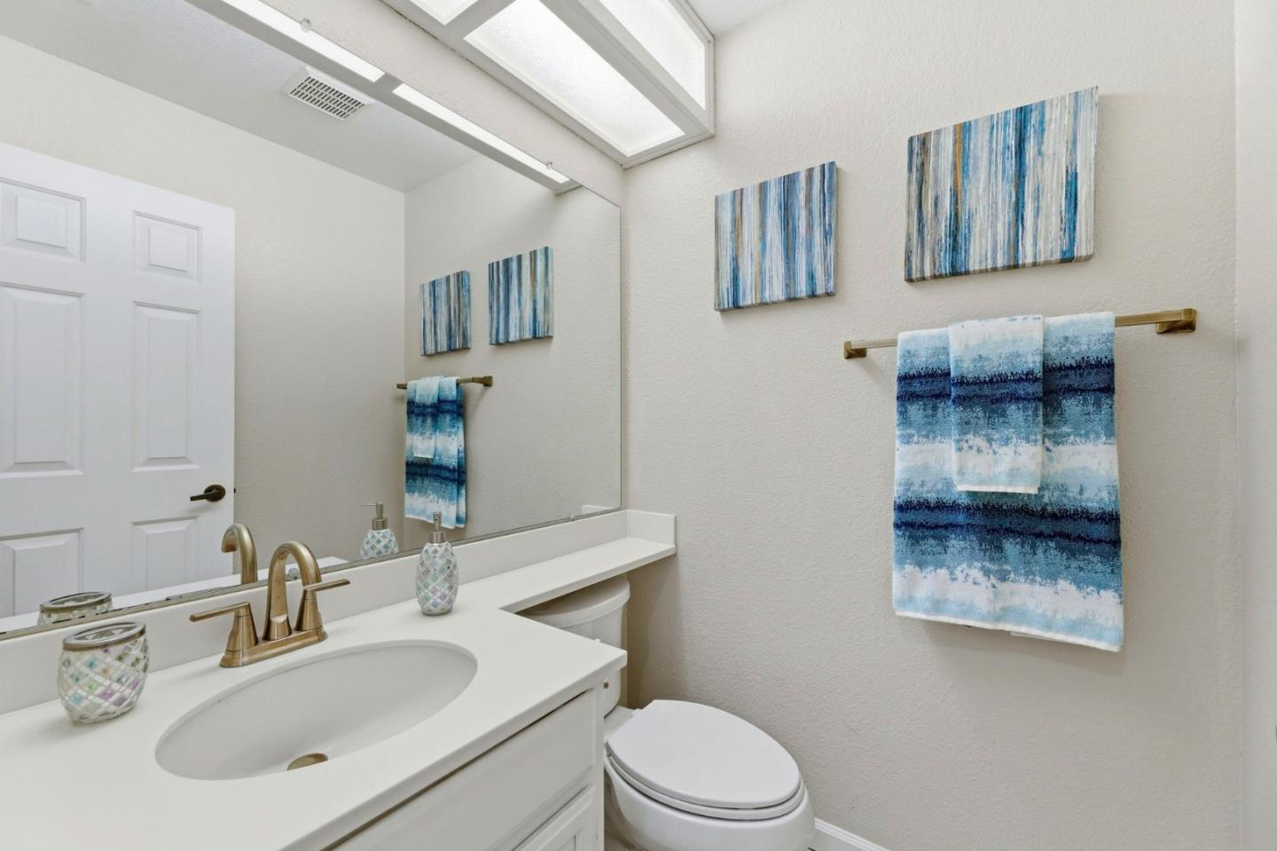 Detail Gallery Image 30 of 49 For 7502 Deveron Ct, San Jose,  CA 95135 - 2 Beds | 2/1 Baths