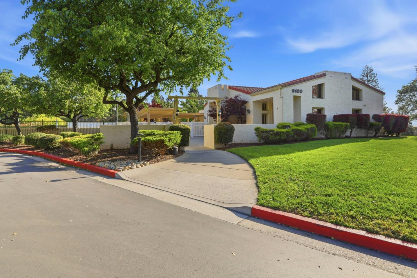 Detail Gallery Image 48 of 49 For 7502 Deveron Ct, San Jose,  CA 95135 - 2 Beds | 2/1 Baths